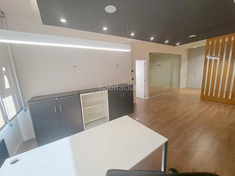 Foto b2eb0f2e-b5bd-40f0-8db7-30d2c63f552b. Bureau avec chauffage dans Zabalburu Bilbao