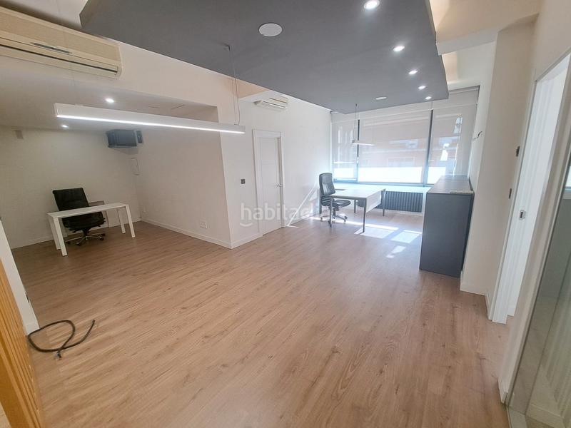 Foto 35bf9300-77e0-431b-93ad-907f4480f0d0. Ufficio con riscaldamento in Zabalburu Bilbao