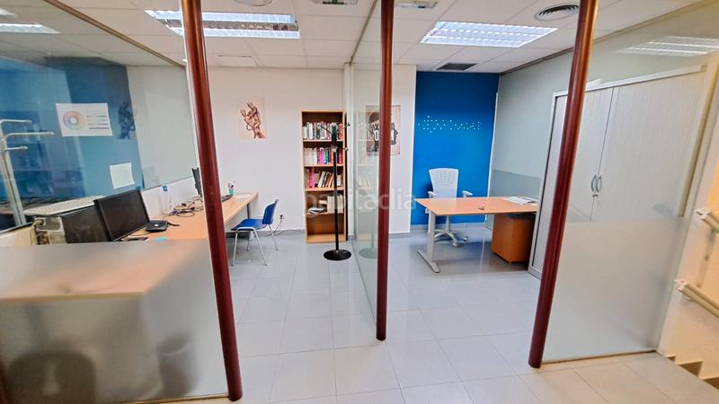 Foto 37bcb036-bdb9-4b32-9b3b-fe5def58c953. Alquiler local comercial en rafaela ybarra kalea 10 en Bilbao