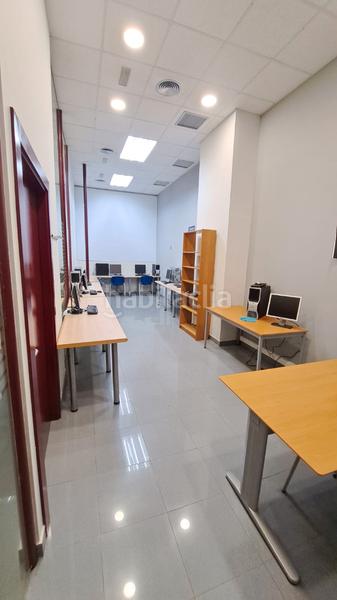 Foto d2b30c96-fbee-40df-8710-ea115d23e8a4. Location local commercial dans rafaela ybarra kalea 10 dans Bilbao