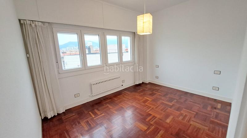 Foto 1d4d54dd-42e7-44b6-9b99-741697aee5fc. Location appartement avec chauffage parking dans Abandoibarra - Guggenheim Bilbao