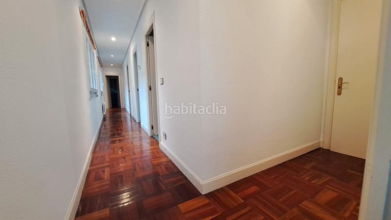 Foto b5936e2c-c5db-4d97-864b-2cbfa4c9b529. Location appartement avec chauffage parking dans Abandoibarra - Guggenheim Bilbao