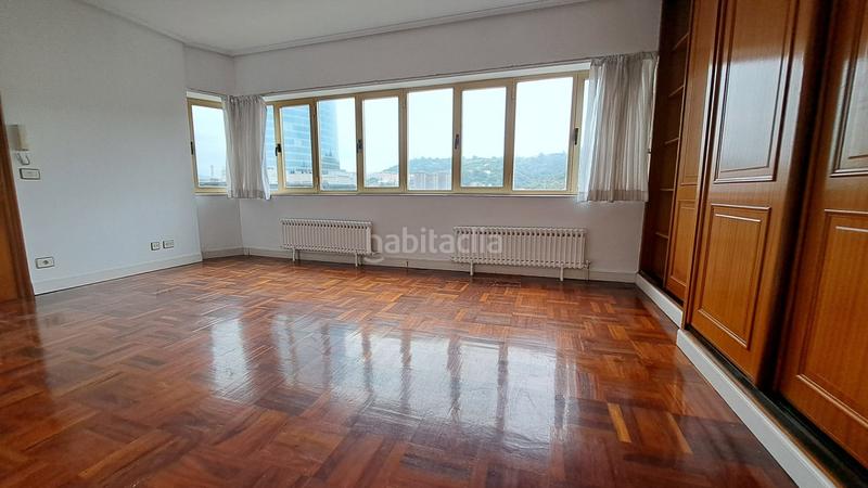 Foto c17c336d-3306-456c-8aa8-5daed949980d. Location appartement avec chauffage parking dans Abandoibarra - Guggenheim Bilbao