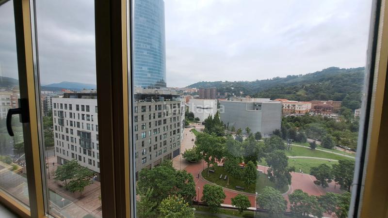 Foto 85fd01b1-1dec-4e12-9ec5-a5fa15910565. Rent flat with heating parking in Abandoibarra - Guggenheim Bilbao