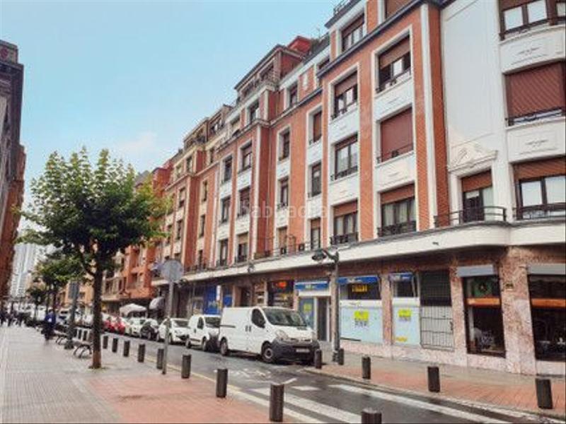 Foto 1cc64e3a-e115-40ff-bdb7-d2803d92f709. Affitto locale commerciale in Sabino Arana-Jesuitas Bilbao