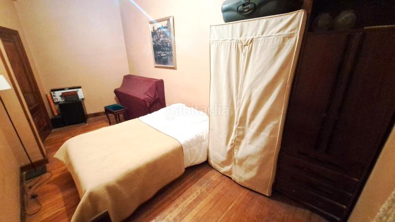 Foto e4495cfa-d9a4-481f-bb71-9608f48b06c3. Pis amb aparcament a Iralabarri Bilbao