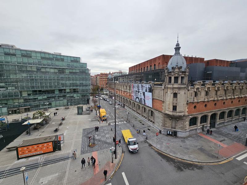 Foto 96cd0d35-6a3d-4892-8fad-e114e39891ad. Etagenwohnung mit heizung in Zona Indautxu Bilbao