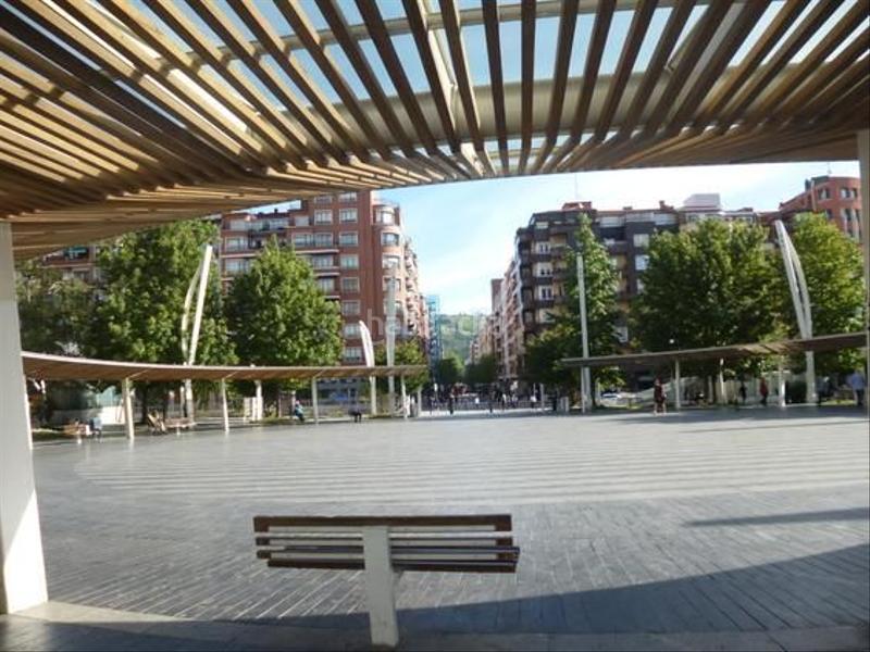 Foto e3763d7d-5ab3-4307-8151-e6235b390913. Lloguer local comercial a n/a a Zona Indautxu Bilbao