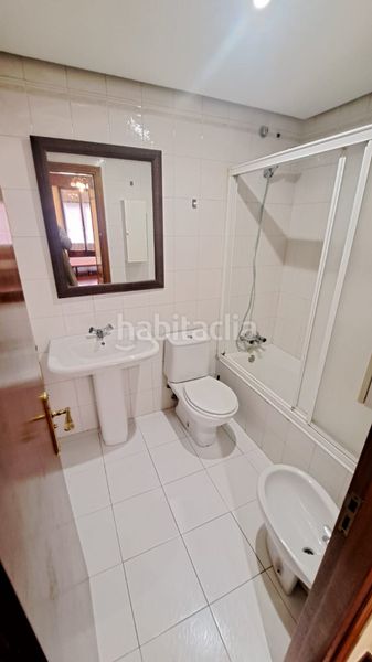 Foto 0d12f198-5d66-4bc5-97fb-05d6a56f8356. Piso en Zabalburu Bilbao