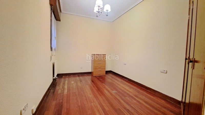 Foto 10a072d1-94a9-46d4-a3ee-c1290c747446. Piso en Zabalburu Bilbao