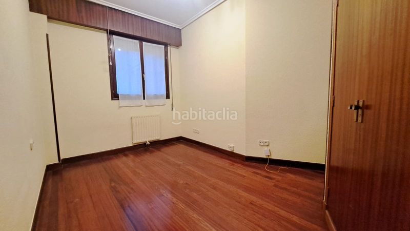 Foto ff318c5b-1721-4847-8023-ffa632829f1d. Piso en Zabalburu Bilbao