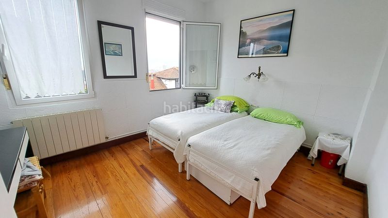 Foto f0cdfbe8-3446-40f9-a83b-935c873eb84d. Chalet en Matiko - Ciudad Jardín Bilbao