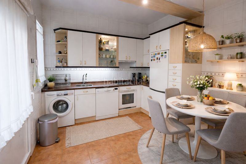 Foto f5869974-bd29-40c7-a40c-ef4c84362d40. Chalet en Matiko - Ciudad Jardín Bilbao