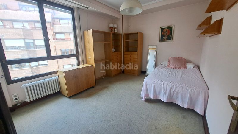 Foto 0d2653bd-07ef-4dc2-b25c-c6f59c6426e3. Pis amb calefacció aparcament a Iralabarri Bilbao