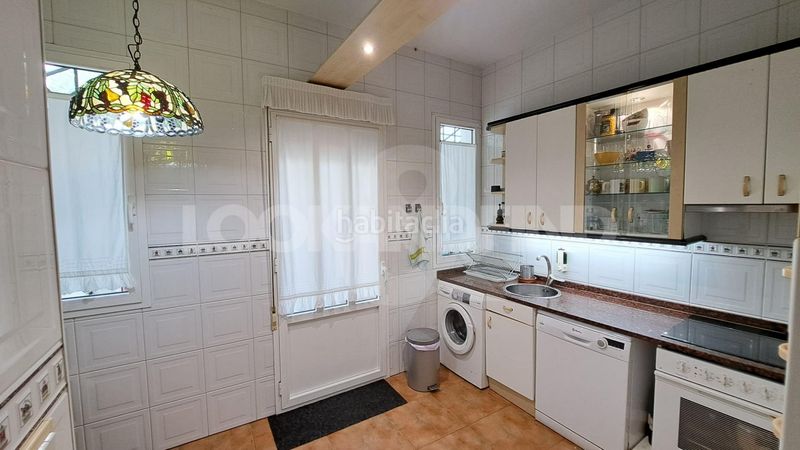 Foto a3c60efe-f4c6-4672-94fb-55a0dbb10383. House with heating in Matiko - Ciudad Jardín Bilbao