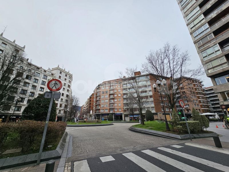 Foto 714a4ff2-2ede-4540-9418-785cbdf72e46. Posto auto in Campuzano Bilbao