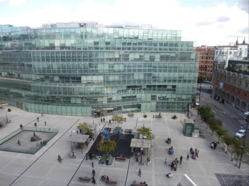Foto 5d6cc7ab-6a0a-4b9c-acdc-d643f0009de5. Local comercial a n/a a Alhóndiga Bilbao