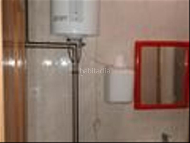 Foto cbed7ae5-9cdb-4977-8358-3b9daac21230. Local comercial a n/a a Alhóndiga Bilbao