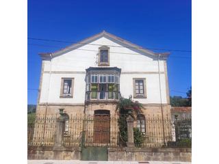 Maison  Pomaluengo. Casa piedra