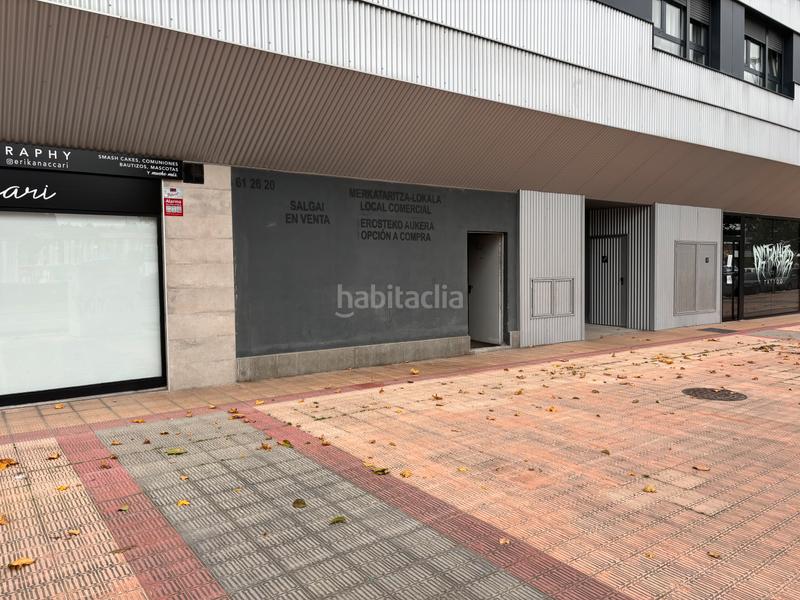 Foto 576474f4-6f2b-4e79-9880-dbfe8c162c65. Locale commerciale in altos hornos de vizcaya hiribidea 5b in Barakaldo