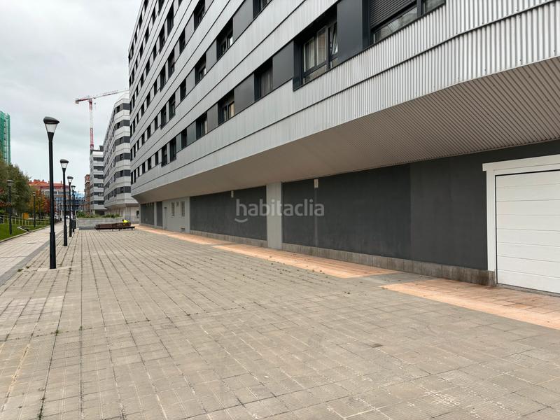 Foto 6d2fdbda-7eb2-4c0a-b74a-61f2f1ec8512. Locale commerciale in altos hornos de vizcaya hiribidea 5b in Barakaldo