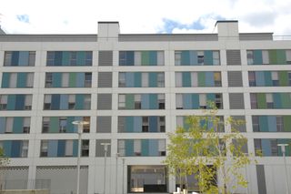 Local Comercial a Paseo de berlin 7. Modalidades: venta, alquiler y alquiler con opción de compra.