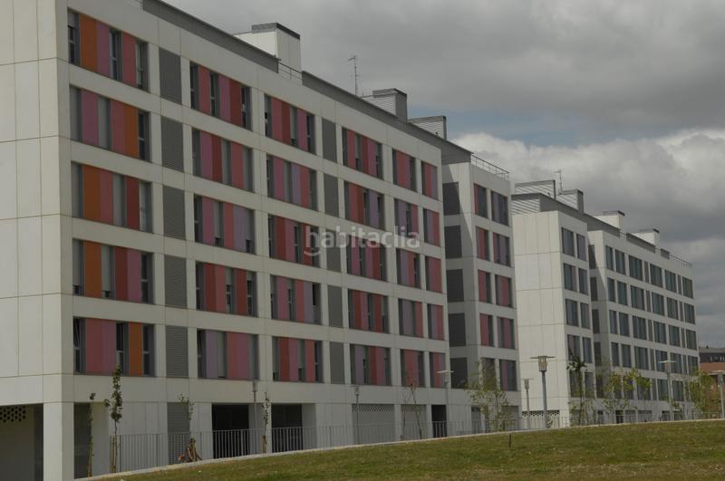 Foto bb2420b7-8ab1-4c39-b242-cd50ef083331. Location local commercial dans helsinki kalea 10 dans Vitoria - Gasteiz