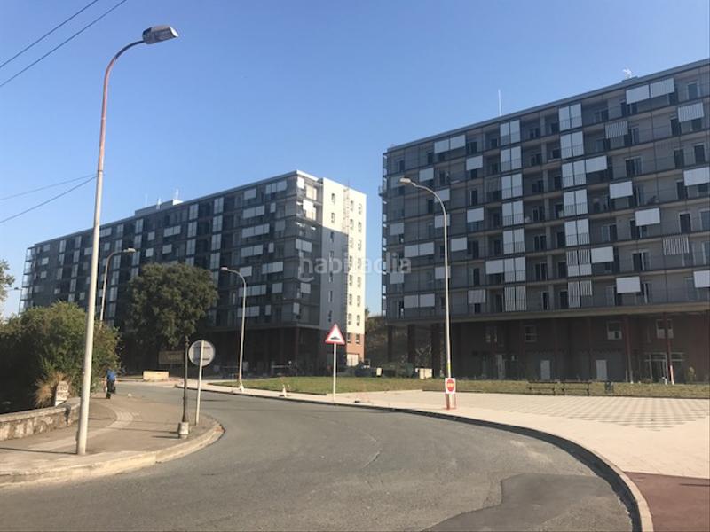 Foto b31c4eba-20e4-4b1f-9beb-44f4fb957547. Miete autoparkplatz in kaiku hiribidea 21 in Asilo - Rebonza - Urbinaga Sestao