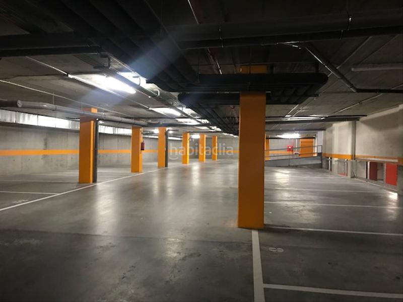 Foto f227c5e2-99ed-423c-86e8-695c70afb563. Posto auto in ponton bidea 5 in Bolueta Bilbao