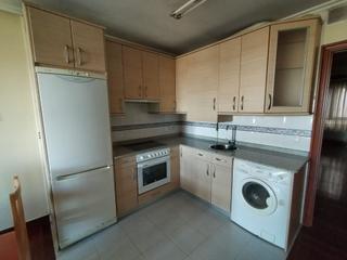 Appartement à Villar - San Juan - La Magdalena. Se vende  4piso con ascensor a cota cero seminuevo en santurtzi