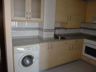 Appartement à Capitán Mendizabal - La Sardinera. Se vende  4piso con ascensor a cota cero con balcon seminuevo en