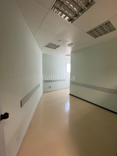 Foto 20720a5f-5c5f-4117-a055-76bda5da6adc. Rent business premise with heating in San Pere Terrassa