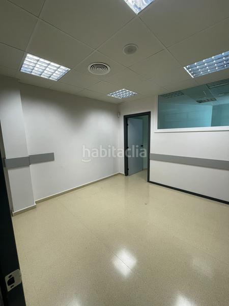 Foto dd6695cc-2cca-4501-8706-4ff222c95bee. Rent business premise with heating in San Pere Terrassa