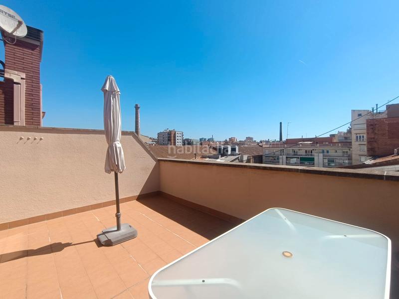 Foto 564fe83b-2a8e-4a63-8c50-e1c41db9fd1d. Dúplex muy luminoso, 3 habitaciones, terraza, parking y trastero en Terrassa