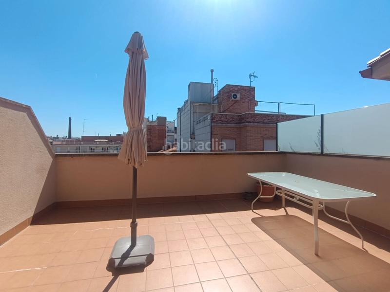 Foto 686ebed0-77a8-4e3c-9780-ff2f7396ac97. Dúplex muy luminoso, 3 habitaciones, terraza, parking y trastero en Terrassa