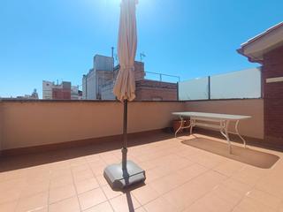 Dplex  Carrer de galileu. Muy luminoso, 3 habitaciones, terraza, parking y trastero