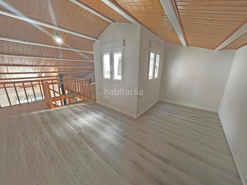 Foto 61e57369-e7e9-4c23-ba7a-dbeeb0c109f1. Piso  con altillo con 3 habitaciones en el centro en Terrassa