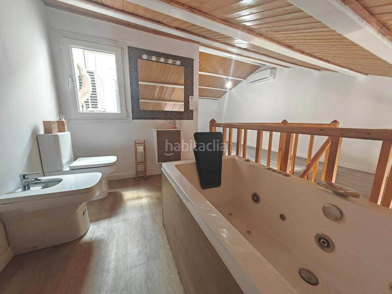 Foto db04affc-0fbc-45f8-bd2a-94f8f1e4f150. Piso  con altillo con 3 habitaciones en el centro en Terrassa