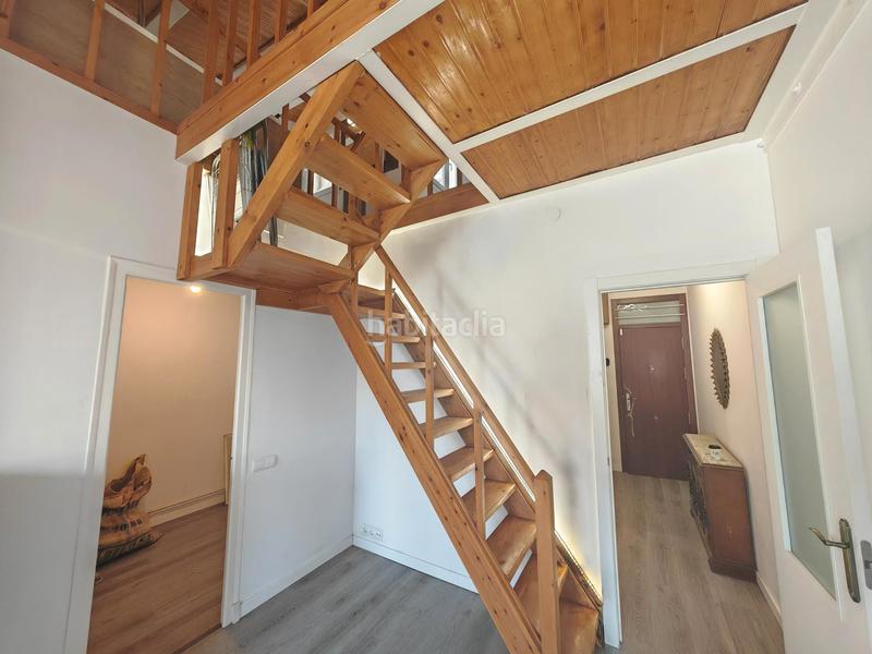 Foto fc4533bd-fc98-4e8c-b57e-d71854a826e8. Piso  con altillo con 3 habitaciones en el centro en Terrassa