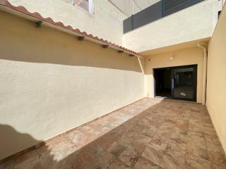 Rez-de-chaussée à Ca n'Aurell. Obra nueva de 3 habitaciones con patio