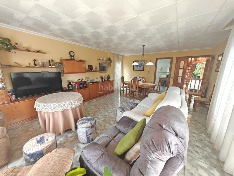 Foto 80ccb0a2-32d1-4deb-8a21-8320bb2aaa89. Chalet avec cheminée parking dans Can Font-Ca n'Avellaneda Castellar del Vallès