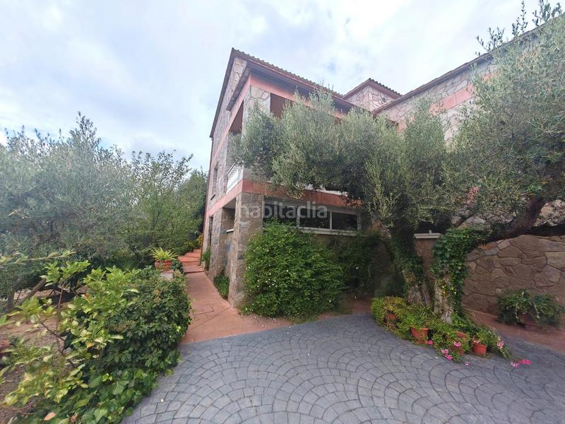 Foto cc1d1fd9-310c-4a7a-8e00-d37ac9dbdbf4. Chalet avec cheminée parking dans Can Font-Ca n'Avellaneda Castellar del Vallès