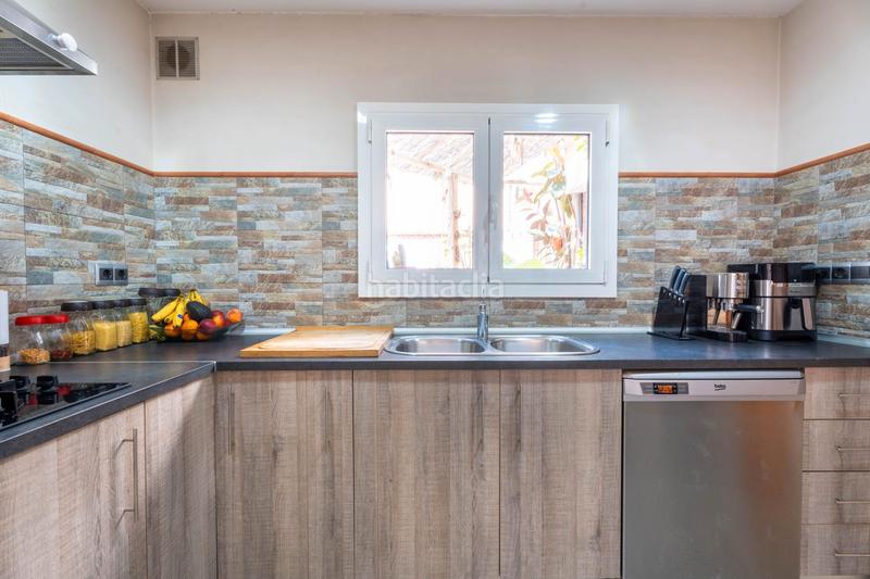 Foto 13fcea85-ca78-4ed2-8b77-6cc18f120953. Casa a schiera con riscaldamento in Torre - Sana Terrassa