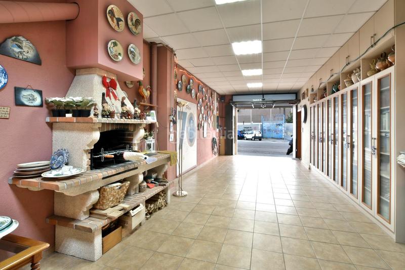 Foto 69104b47-c2cf-4255-b594-118b9b485fad. Casa a schiera con camino riscaldamento parcheggio in Terrassa