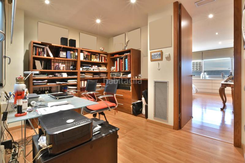 Foto 9c5865f8-0d74-4ff8-b275-c471f676e5d8. Casa a schiera con camino riscaldamento parcheggio in Terrassa