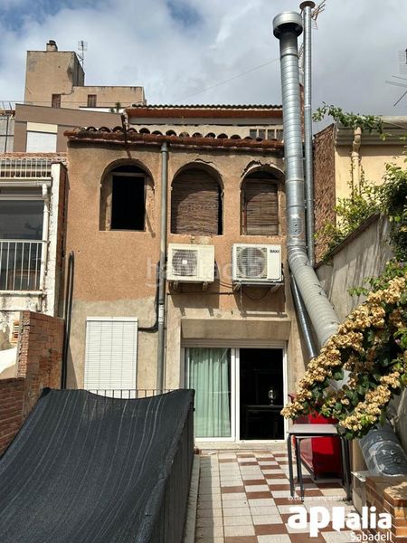 Foto 4e9ca366-0599-40b8-be7b-27b6a6d5c1a3. Casa oportunidad para construir una casa ideal desde cero en Terrassa