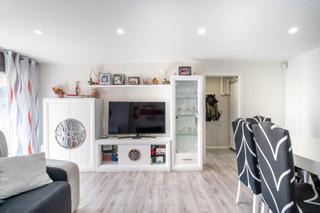 Appartement à Cementiri Vell. Piso 3 habitaciones muy bien situado