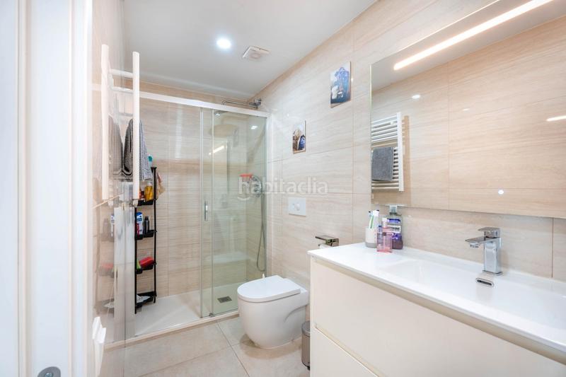 Foto 9d4dffb7-5b89-4459-b554-d3bf901a08c4. Appartement avec chauffage parking dans Cementiri Vell Terrassa