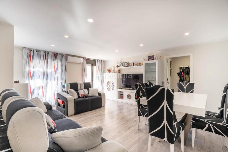 Foto ede7fadb-28a9-4323-9330-7a524830358b. Appartement avec chauffage parking dans Cementiri Vell Terrassa