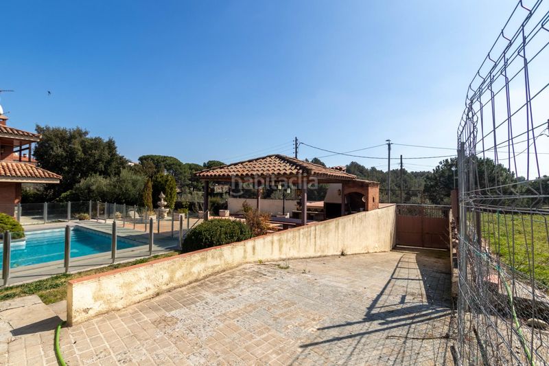 Foto 0df13d65-8ddb-473e-803c-8fd9f3e15a41. Xalet amb calefacció aparcament piscina a Eixample - Can Bogunyà Castellar del Vallès